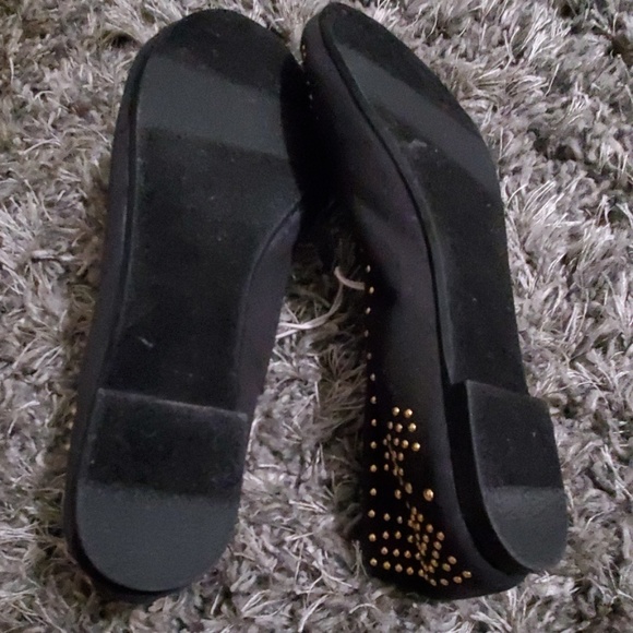 Flats - Picture 3 of 3